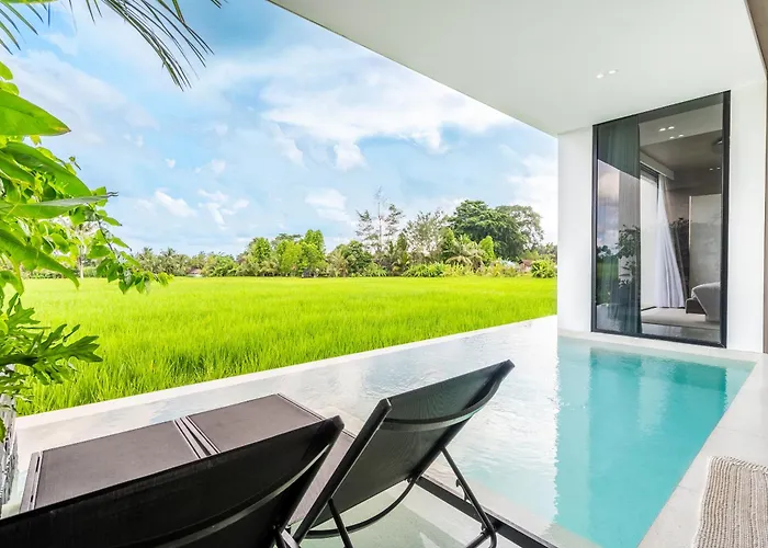 Villa Flow Complex