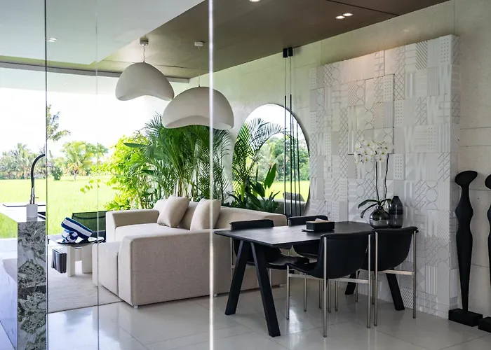 Flow Complex Villa *